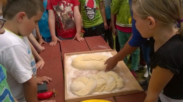 10574246_854129268016541_4190255728880291309_n