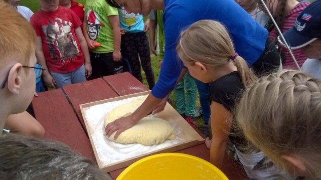 11012168_854129224683212_1392006353115480260_n